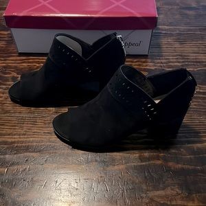 Cute black booties